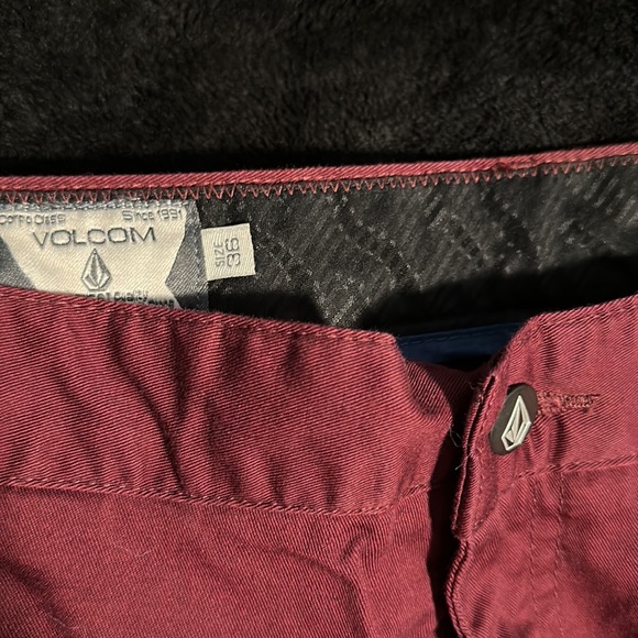 Volcom Modern chino 36x32 burgundy - Picture 2 of 3